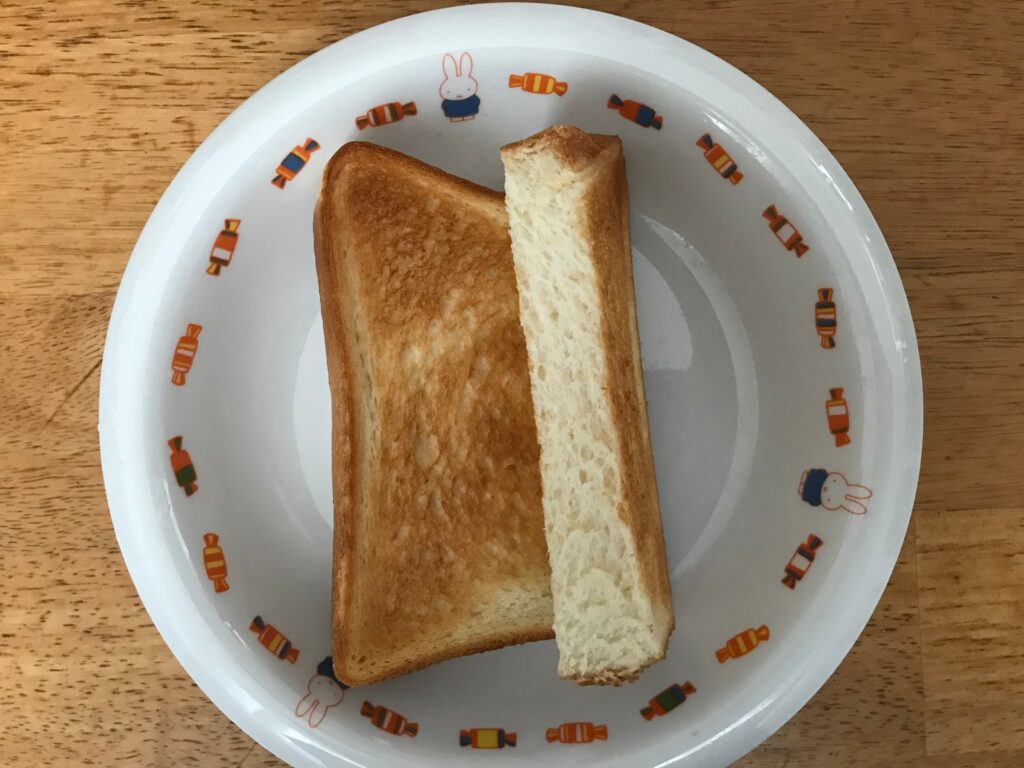 食パンの断面